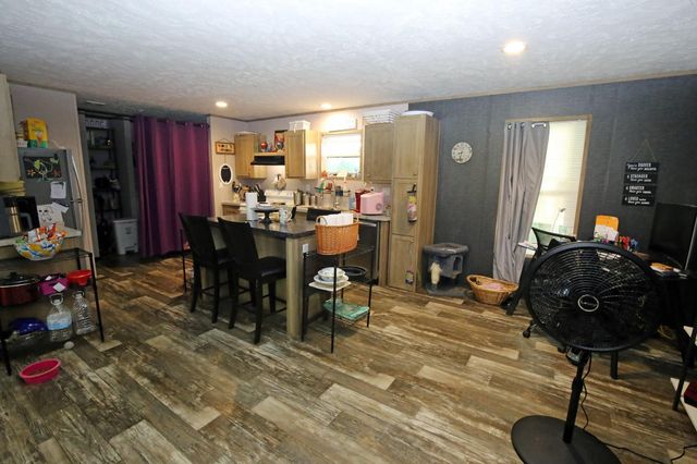 18416 Herrington Road, Algoa, TX 77511