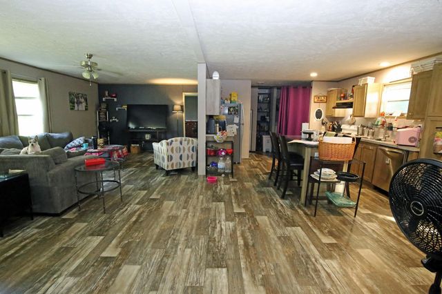 18416 Herrington Road, Algoa, TX 77511