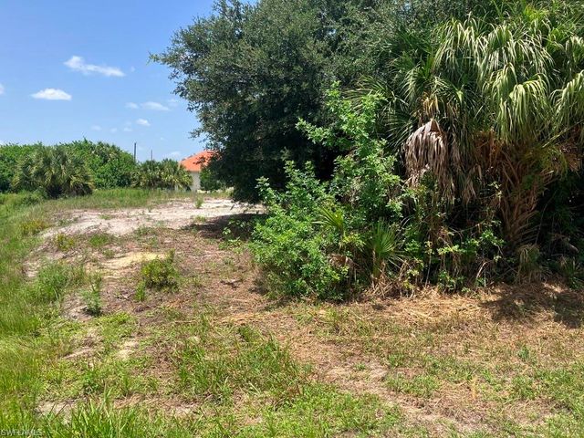 7219 Freeberg CIR, Port Charlotte, FL 33981