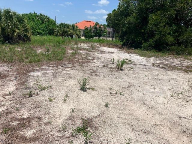 7219 Freeberg CIR, Port Charlotte, FL 33981