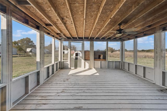 817 Kaufman Street, Rosser, TX 75157