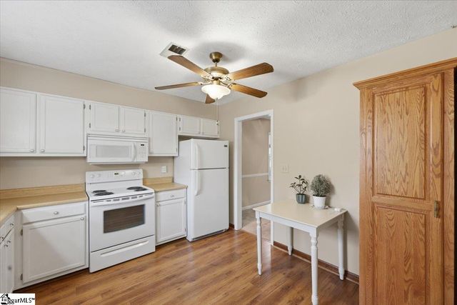 1001 Wenwood Circle, Greenville, SC 29607