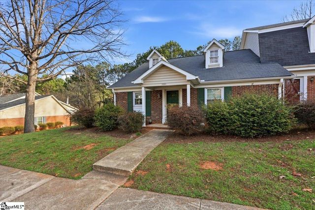 1001 Wenwood Circle, Greenville, SC 29607