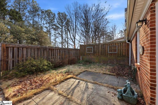 1001 Wenwood Circle, Greenville, SC 29607