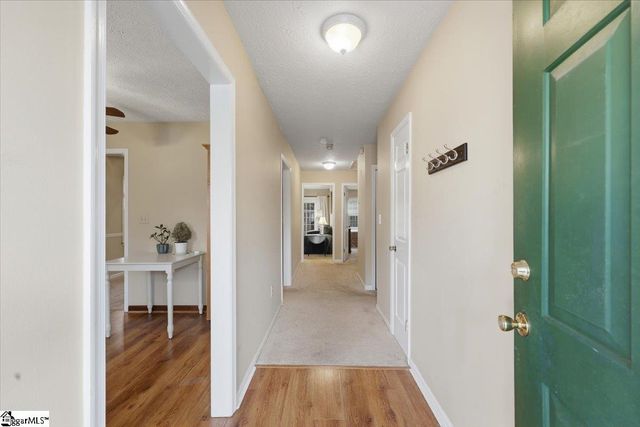 1001 Wenwood Circle, Greenville, SC 29607