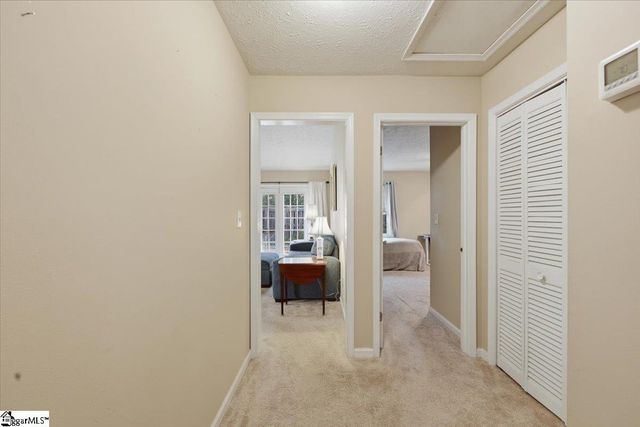 1001 Wenwood Circle, Greenville, SC 29607