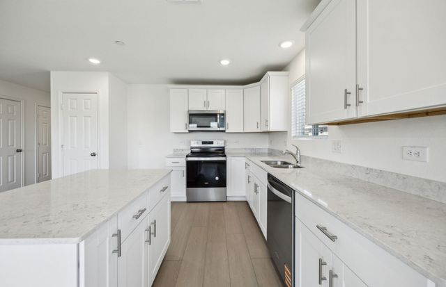 7112 Pederson Creek Way, Denton, TX 76208