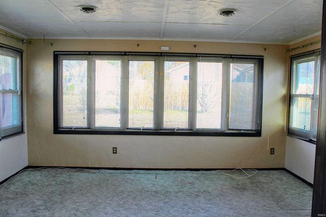 1811 Frenchmans Crossing, Fort Wayne, IN 46825