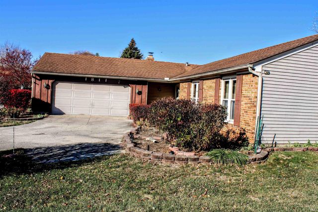 1811 Frenchmans Crossing, Fort Wayne, IN 46825