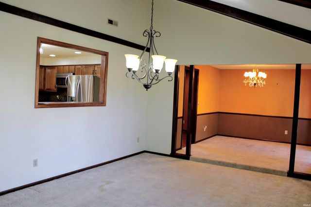 1811 Frenchmans Crossing, Fort Wayne, IN 46825