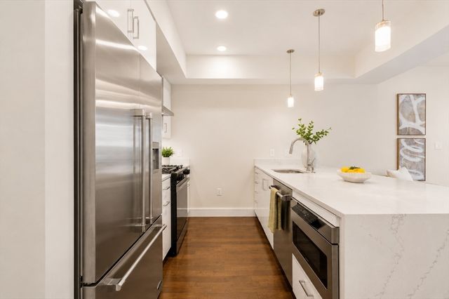 262 Monsignor Obrien Hwy 503, Cambridge, MA 02141