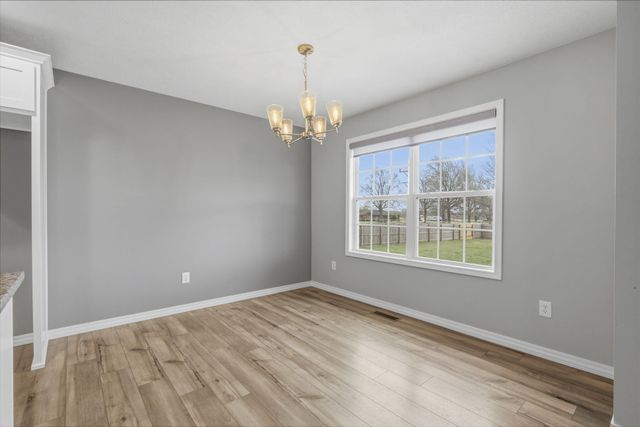 520 N Stella Court, Willard, MO 65781