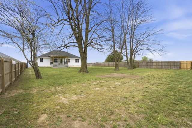 520 N Stella Court, Willard, MO 65781