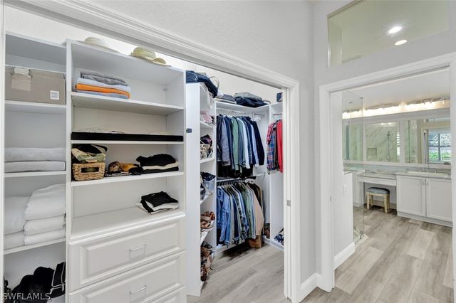 9134 Troon Lakes DR, Naples, FL 34109