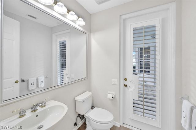 9134 Troon Lakes DR, Naples, FL 34109