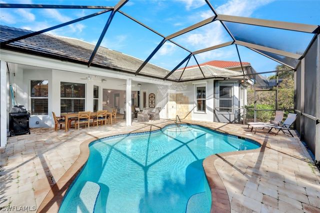 9134 Troon Lakes DR, Naples, FL 34109