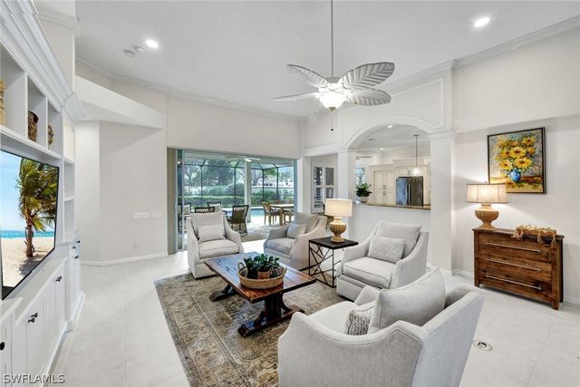 9134 Troon Lakes DR, Naples, FL 34109