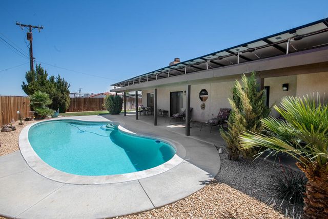 21561 Sheridan Court, California City, CA 93505