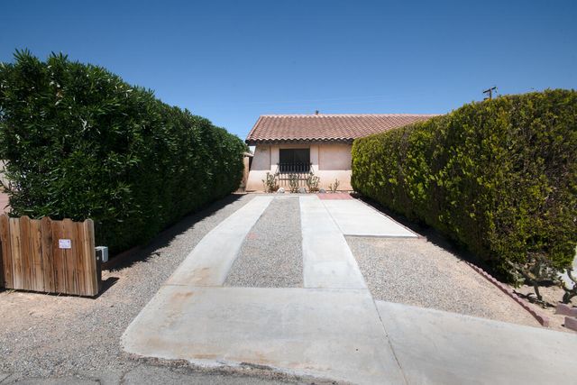 21561 Sheridan Court, California City, CA 93505