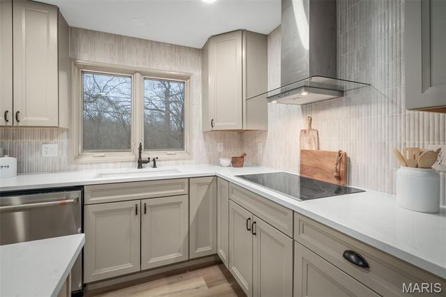 11584 New London Drive, St Louis, MO 63141