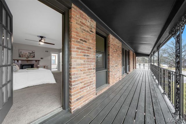 11584 New London Drive, St Louis, MO 63141