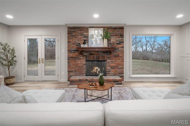 11584 New London Drive, St Louis, MO 63141