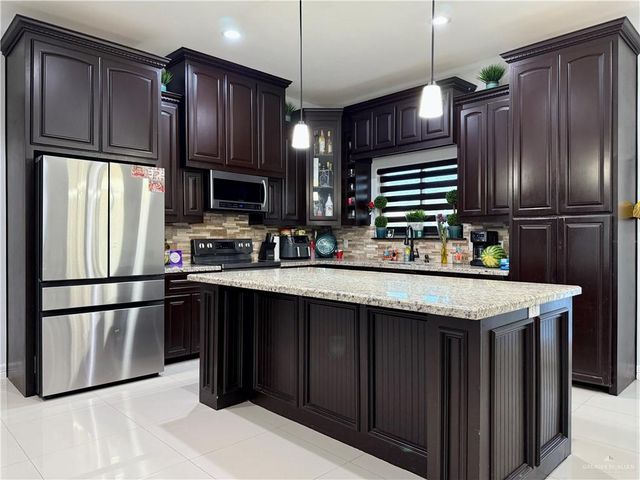 1304 Garden Ridge Avenue, San Juan, TX 78589