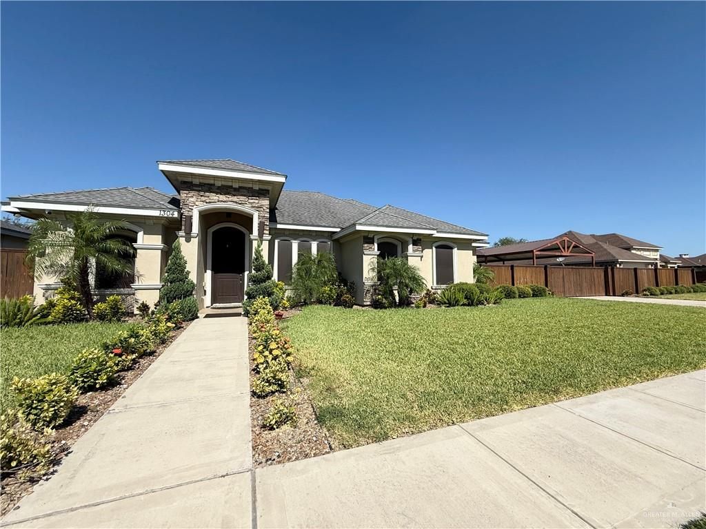 1304 Garden Ridge Avenue, San Juan, TX 78589