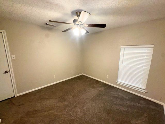723 Cherry Valley Drive, Houston, TX 77336