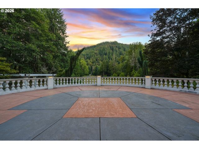 58945 E Highway 26, Sandy, OR 97055
