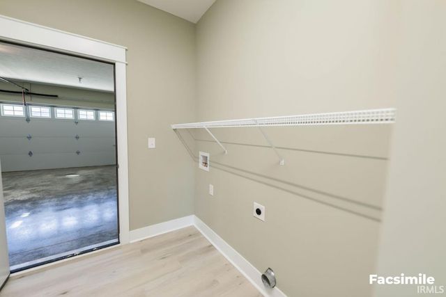 7902 S Westmead Drive, Newberry, IN 47449