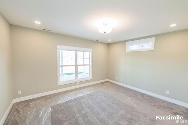 7902 S Westmead Drive, Newberry, IN 47449