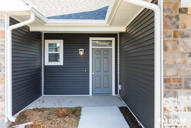 7902 S Westmead Drive, Newberry, IN 47449