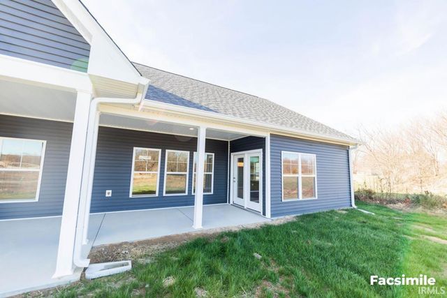 7902 S Westmead Drive, Newberry, IN 47449