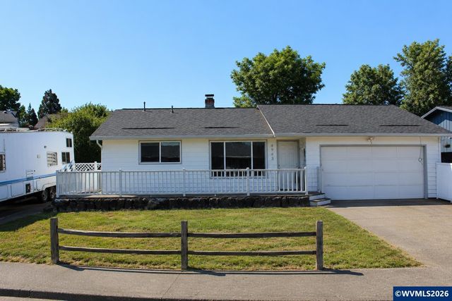 4942 Oak Park Dr NE, Salem, OR 97305