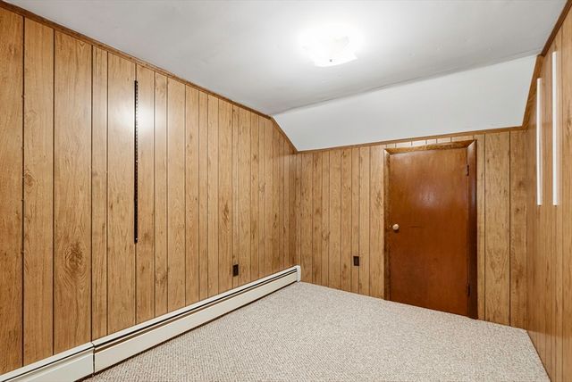 90 Glenview, Upton, MA 01568