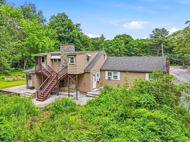 90 Glenview, Upton, MA 01568