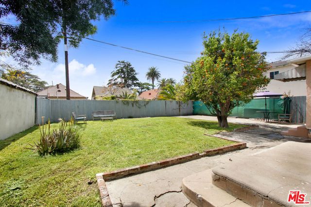 1246 W 48th Street, Los Angeles, CA 90037