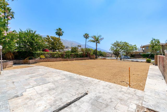 3769 N Hollingsworth Road, Altadena, CA 91001