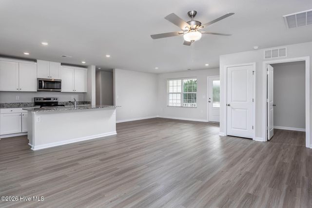 11826 International Drive, Middlesex, NC 27557