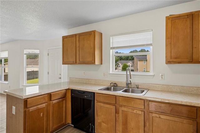 4951 Estonian Drive, Fairburn, GA 30213
