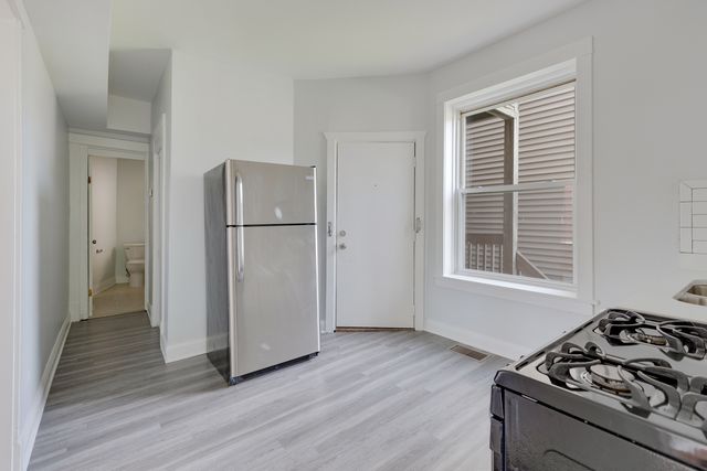 3456 W Augusta Boulevard 1E, Chicago, IL 60651