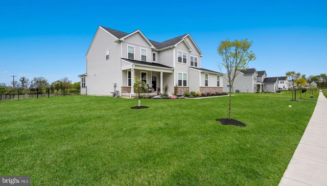1000 MARIWILL DR, Quakertown, PA 18951