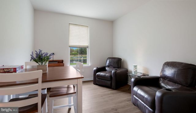 1000 MARIWILL DR, Quakertown, PA 18951