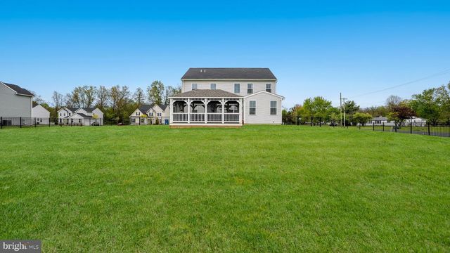 1000 MARIWILL DR, Quakertown, PA 18951