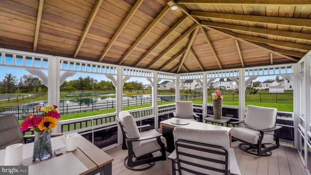 1000 MARIWILL DR, Quakertown, PA 18951