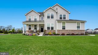1000 MARIWILL DR, Quakertown, PA 18951