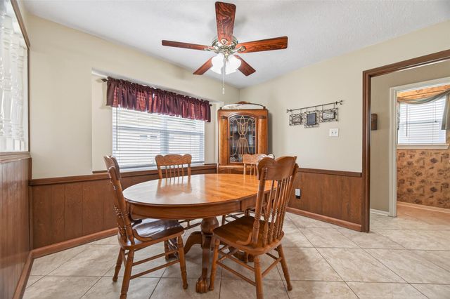 16217 Lakeview Drive, Jersey Village, TX 77040
