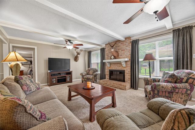 16217 Lakeview Drive, Jersey Village, TX 77040