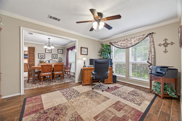 16217 Lakeview Drive, Jersey Village, TX 77040